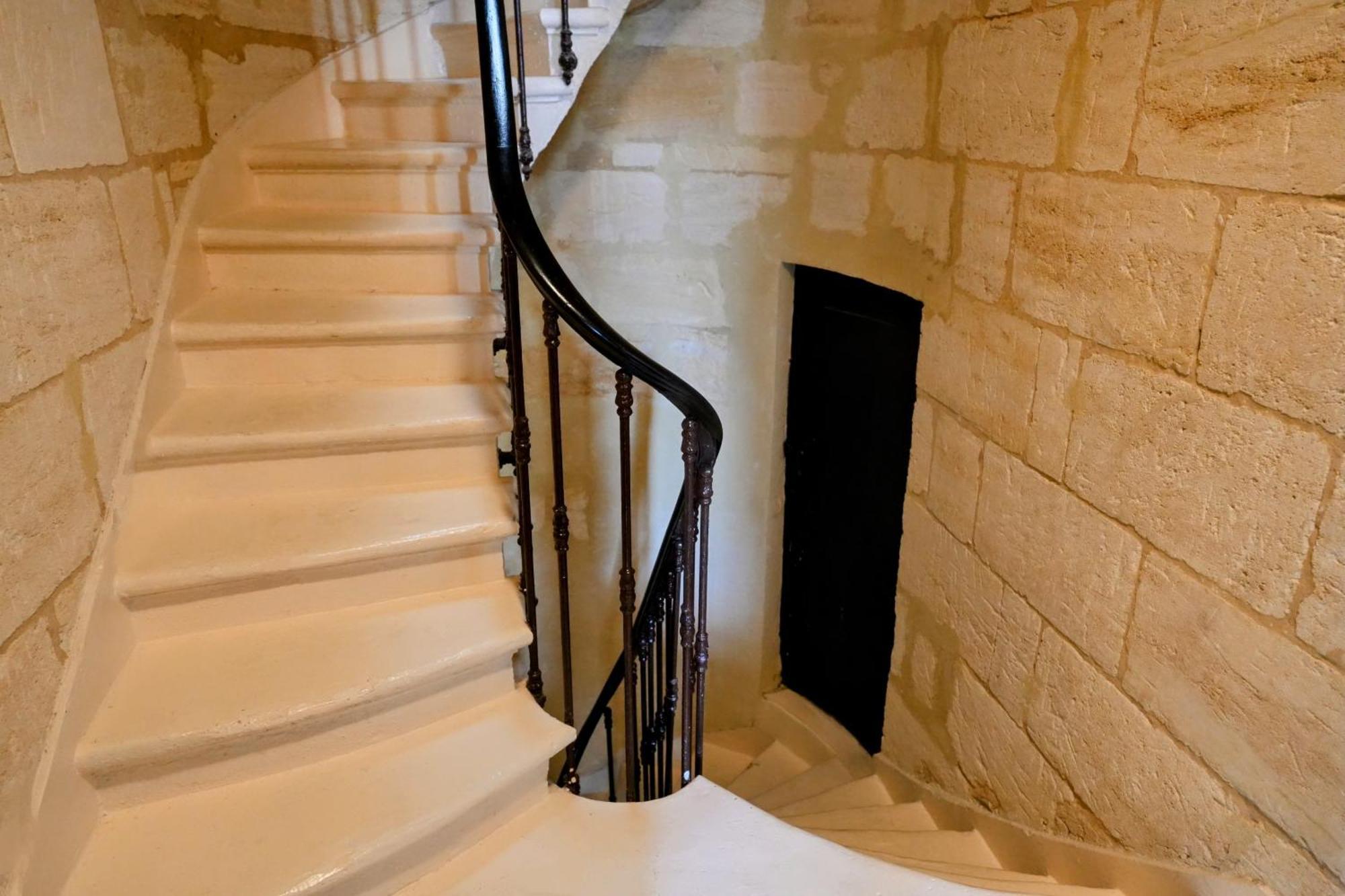 Au Coeur De Bordeaux B&B Luaran gambar