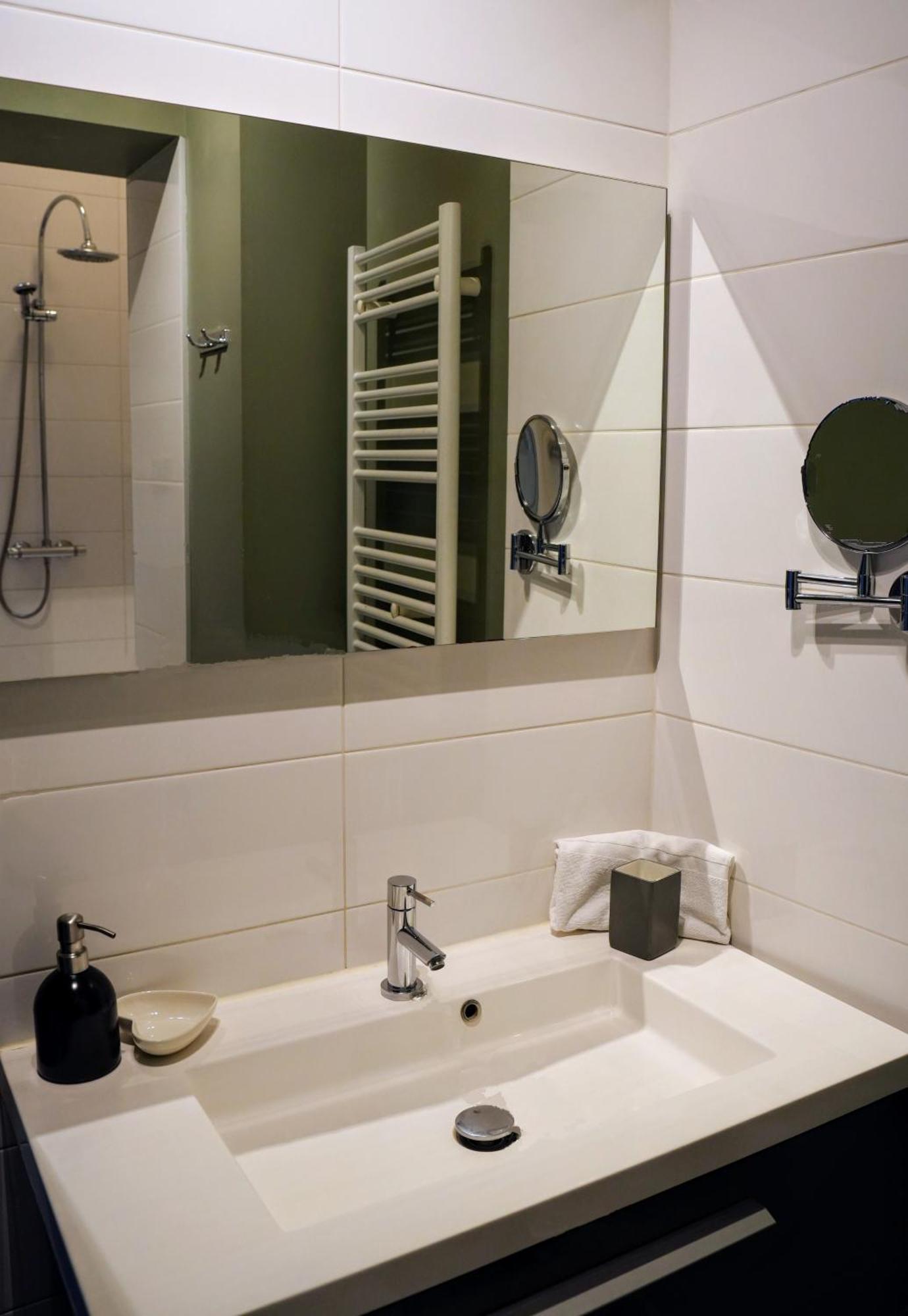 Au Coeur De Bordeaux B&B Bilik gambar